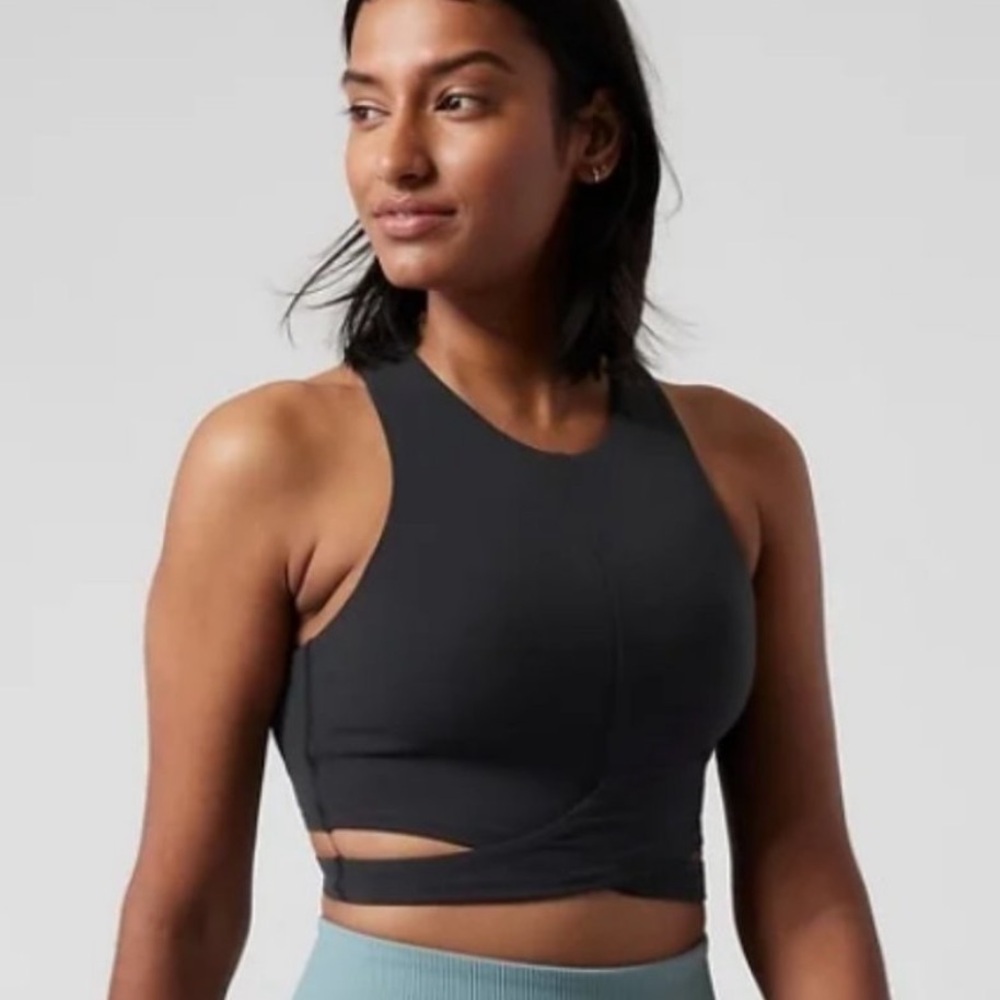 Athleta Conscious Crop Cut Out Top